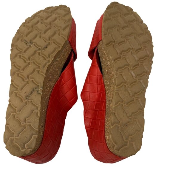 Yokono Sandals Womens Size 7.5 Red Woven Leather Slide-On Wedge Thick Straps - Picture 5 of 8
